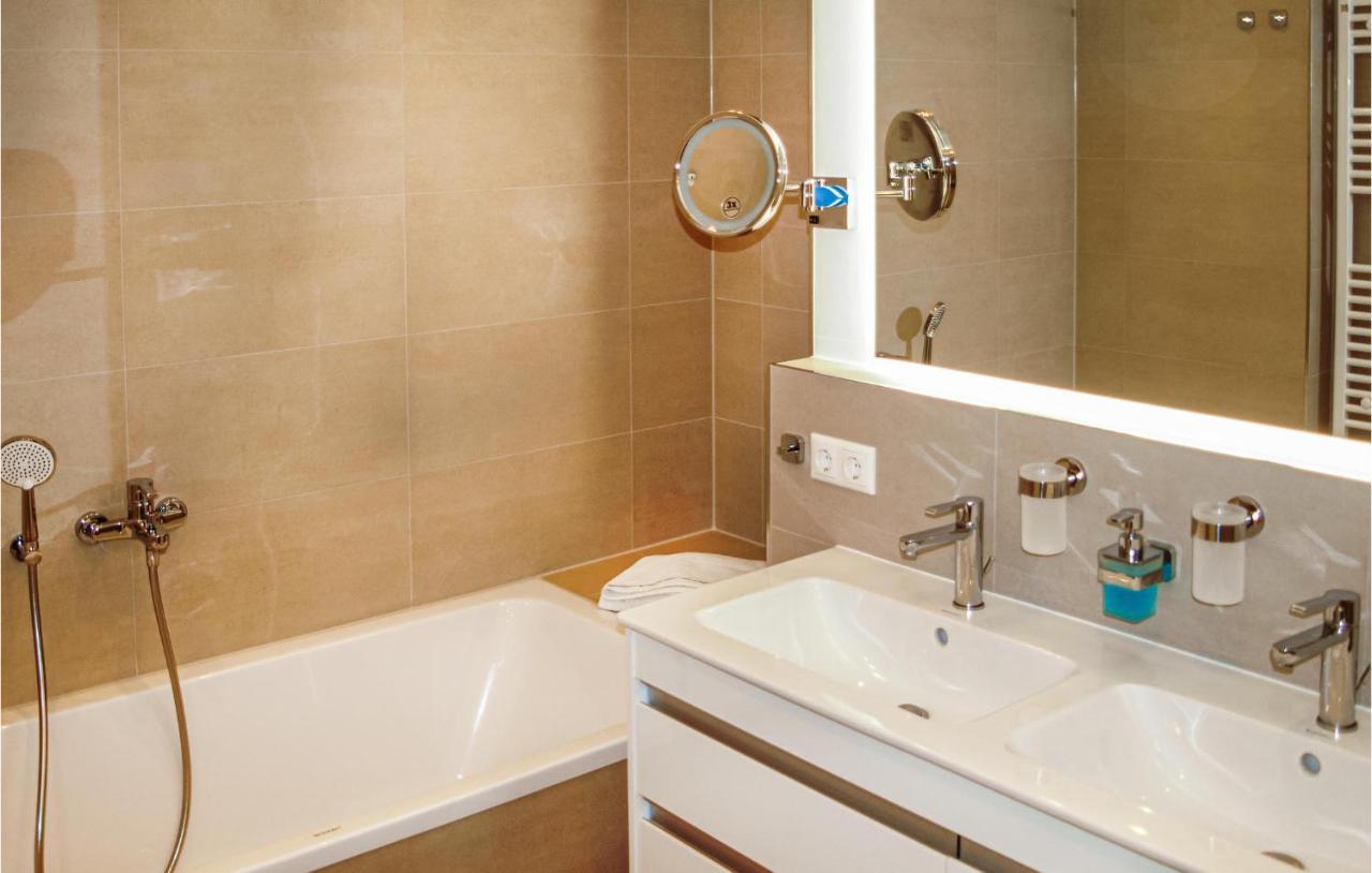 Lubkow 2 Bedroom Lovely Apartment In Binz Ot Prora מראה חיצוני תמונה